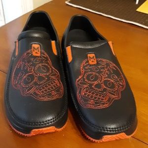 Sugar Skull work shoes.